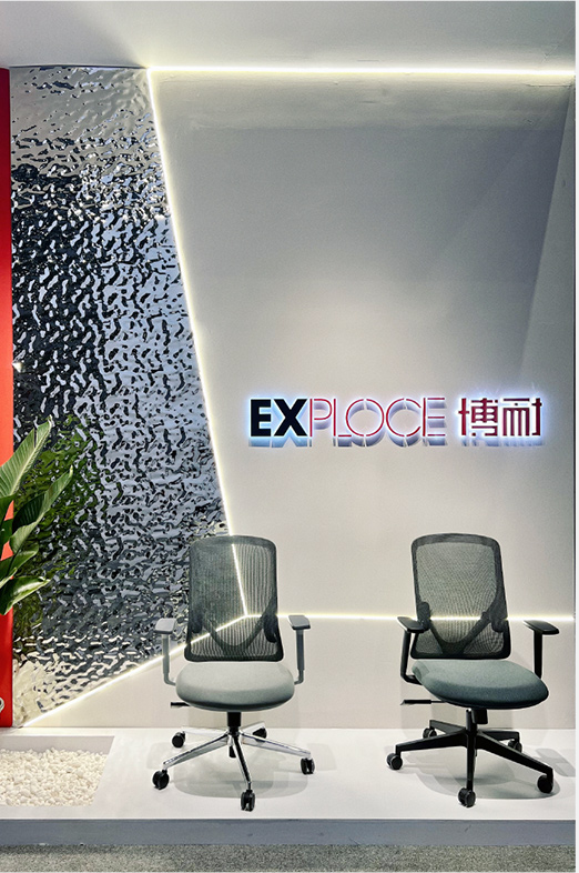 EXPLOCE 飞龙游戏赚钱 | 探索坐与空间。